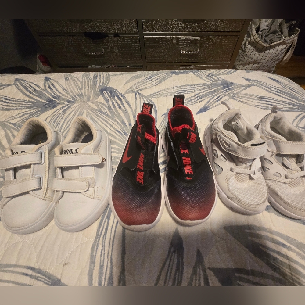 Pre-school sneakers